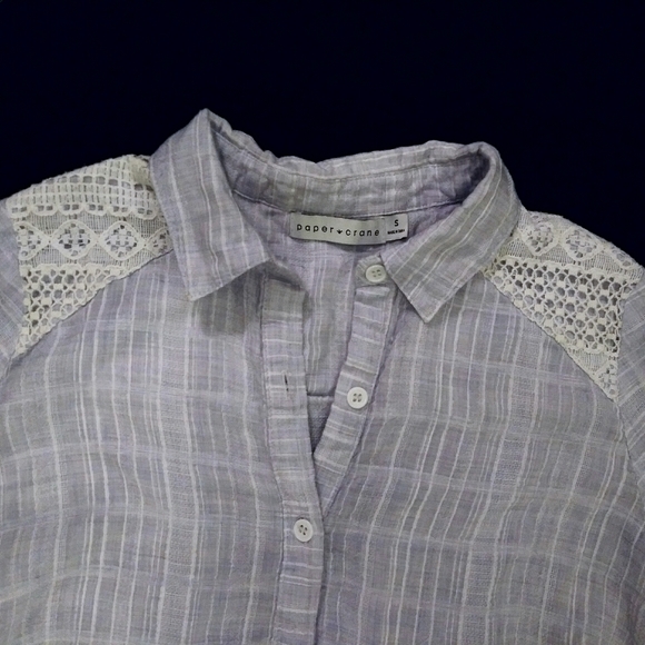 Paper Crane Button Up Dress Shirt Ruffle Hem - Picture 4 of 5